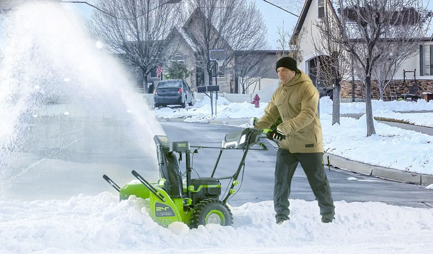 Greenworks Snow Blower: Which Model is Right For You?