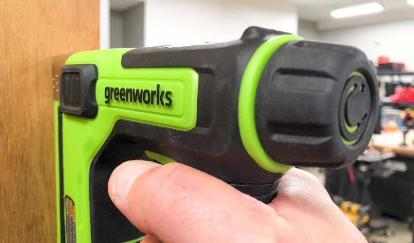 Greenworks 24V Cordless 3/8-Inch Crown Stapler