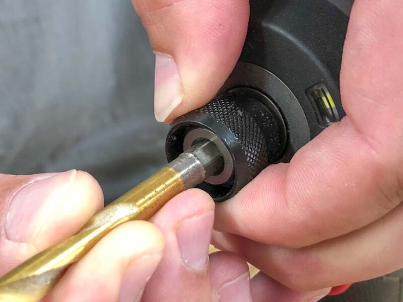 How to Change a Drill Bit on an Impact Driver/Impact Drill