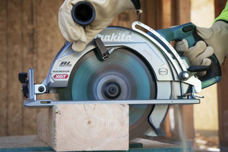 Best Cordless Circular Saw Capacity |  Makita 40V max XGT 10 1/4-Inch Circular Saw XSR02