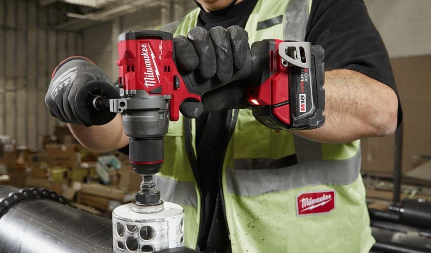 Milwaukee M18 Fuel Cordless Hammer Drill and Drill Driver