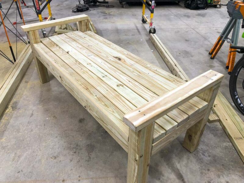 Simple DIY 2x4 Bench Seat 